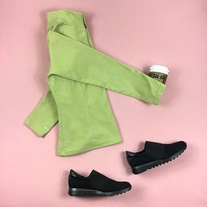 SOLD** The North Face Workout Sweater